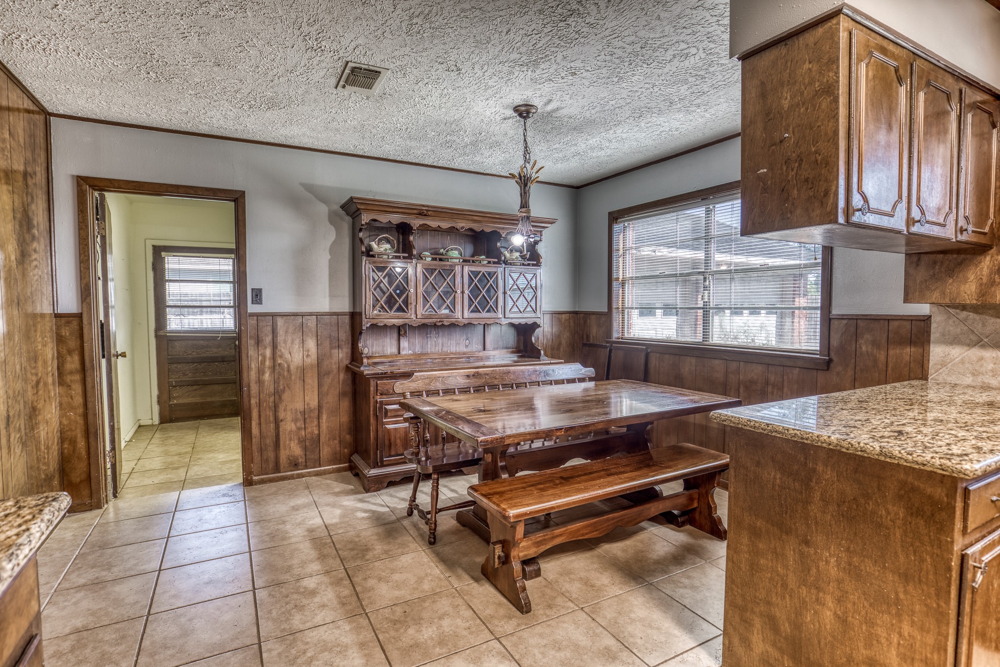 1687 Eagle Lake Road Sealy, TX 77474 - Photo 11 of 27 a living room with a table and window