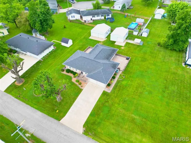 $315,000 | 1204 South Walnut Avenue, Salisbury, MO 65281