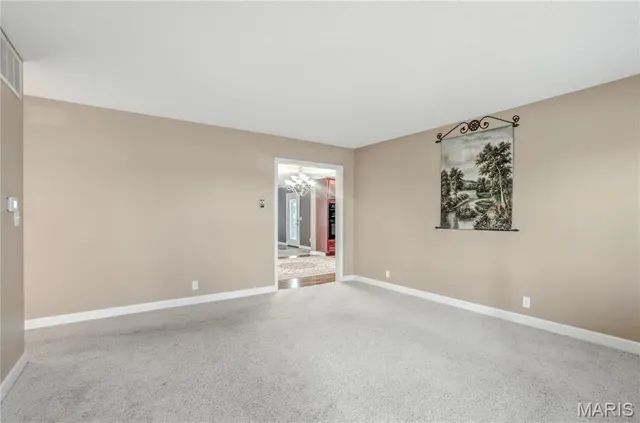 $315,000 | 1204 South Walnut Avenue, Salisbury, MO 65281