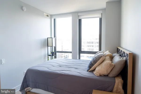 $2,600 | 1211 Van Street Southeast, Unit 1107, Washington, DC 20003