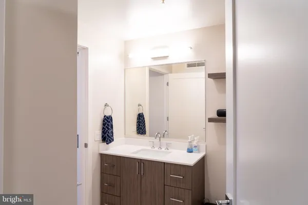 $2,600 | 1211 Van Street Southeast, Unit 1107, Washington, DC 20003