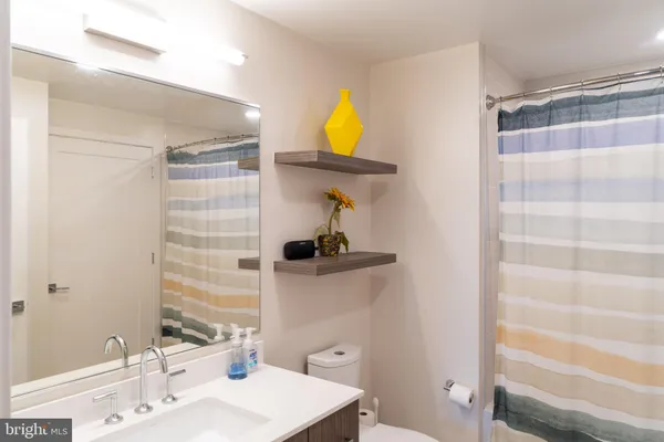 $2,600 | 1211 Van Street Southeast, Unit 1107, Washington, DC 20003