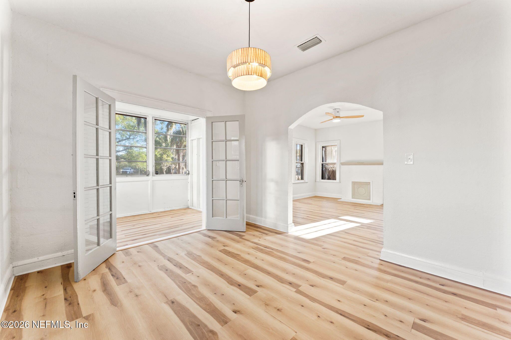 449 Sunset Drive Jacksonville, FL 32208 - Photo 12 of 31 8-web-or-mls-DSC00916