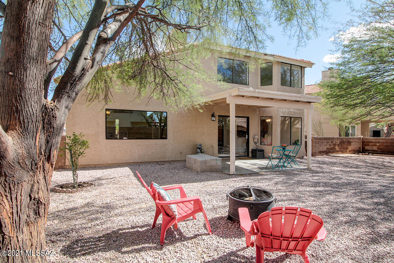 7284 West Maple Ridge Drive Tucson, AZ 85743 - Photo 2 of 42 Gallery Image 2