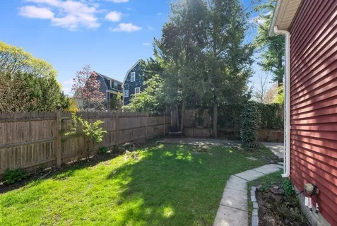$1,600,000 | 1 Chetwynd Road, Cambridge, MA 02140
