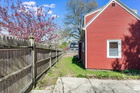 $1,600,000 | 1 Chetwynd Road, Cambridge, MA 02140
