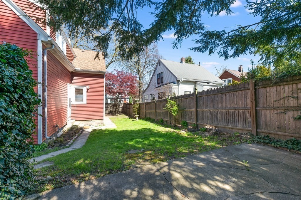 1 Chetwynd Road Cambridge, MA 02140 - Photo 21 of 26