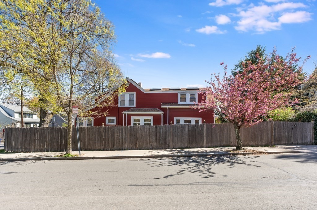 1 Chetwynd Road Cambridge, MA 02140 - Photo 25 of 26