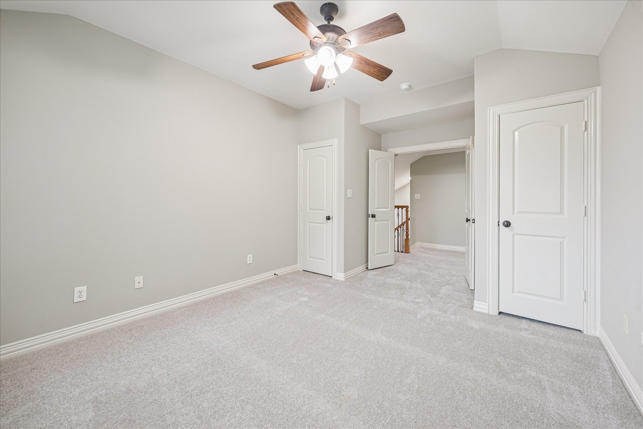 2 Schwab Lane Houston, TX 77055 - Photo 12 of 27 a view of an empty room