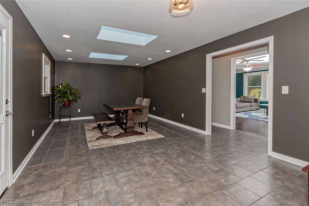 31203 Cedar Road Cleveland, OH 44124 - Photo 11 of 35 Gallery Image 11