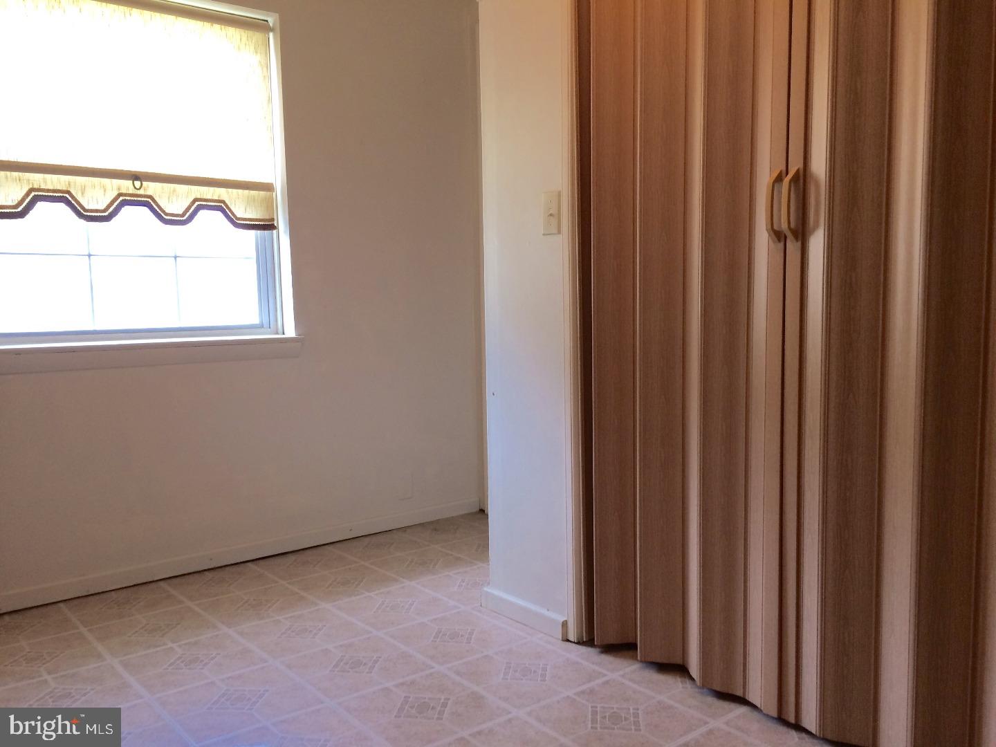 9729 Morefield Road Philadelphia, PA 19115 - Photo 18 of 21 Laundry Room