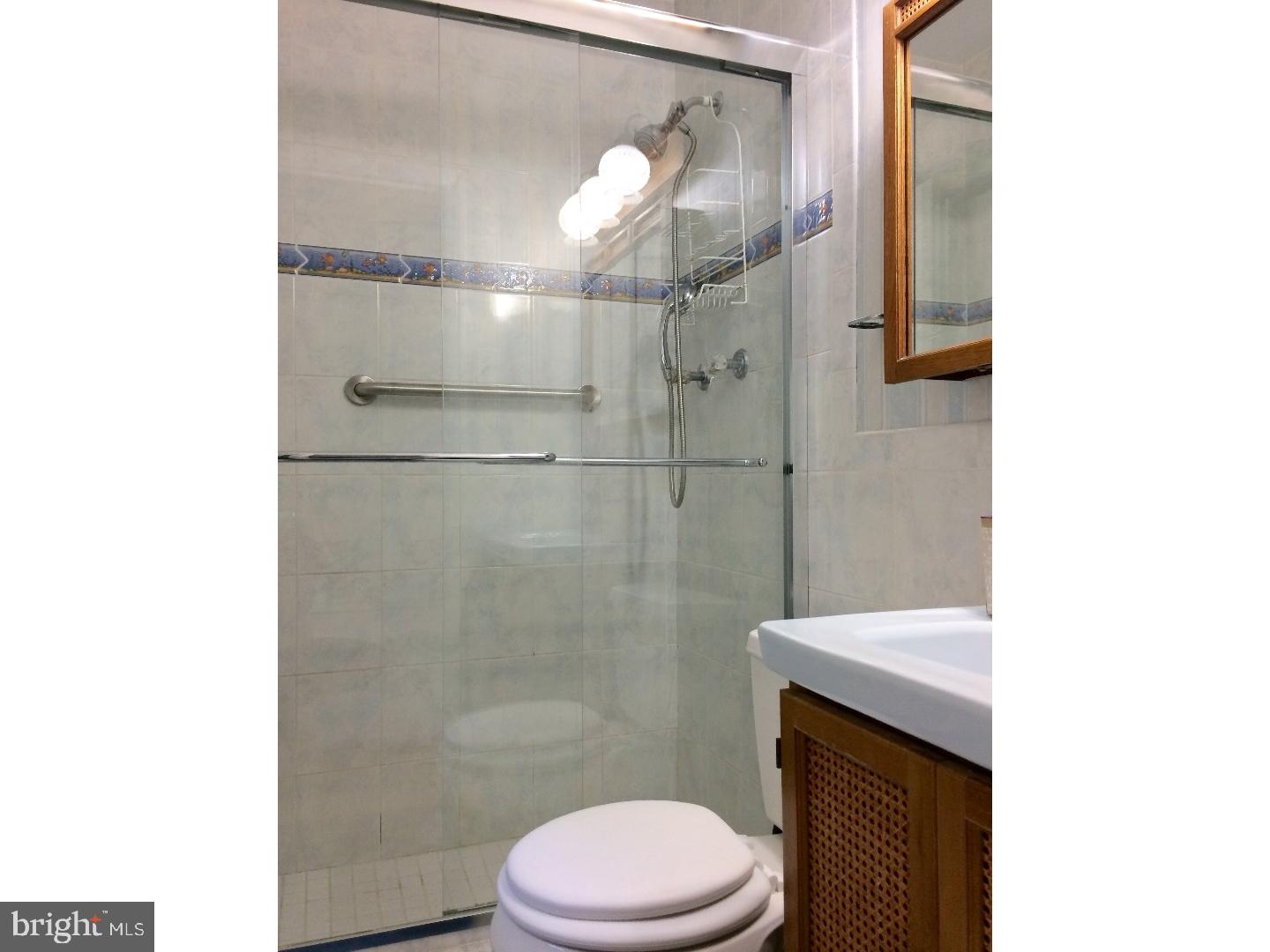 9729 Morefield Road Philadelphia, PA 19115 - Photo 9 of 21 Master Bathroom