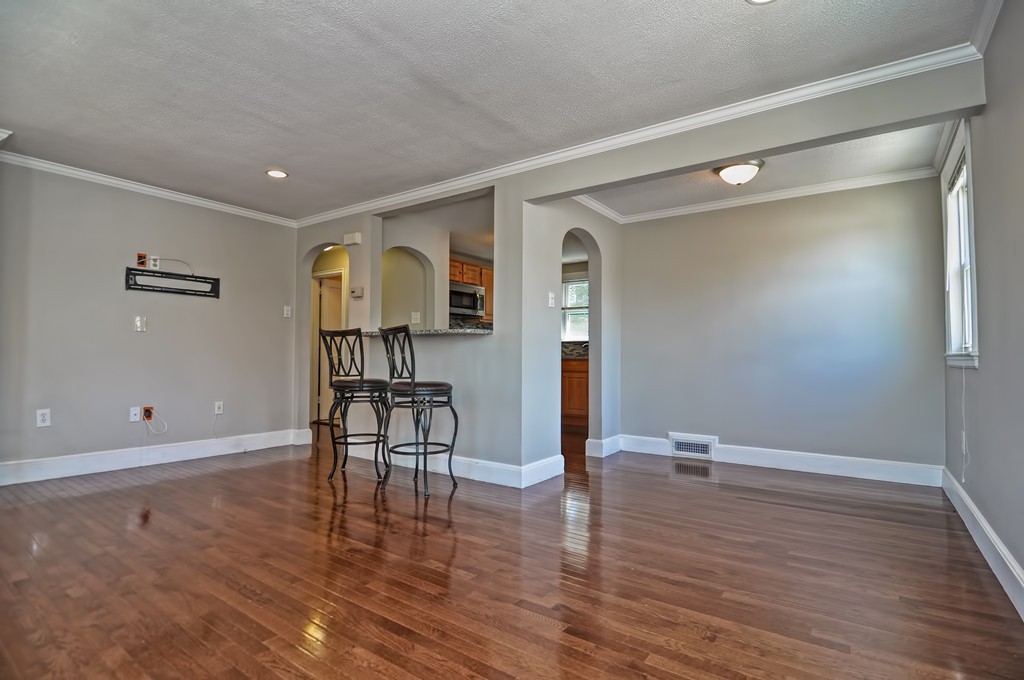 14 Bateman Street Boston, MA 02131 - Photo 3 of 14