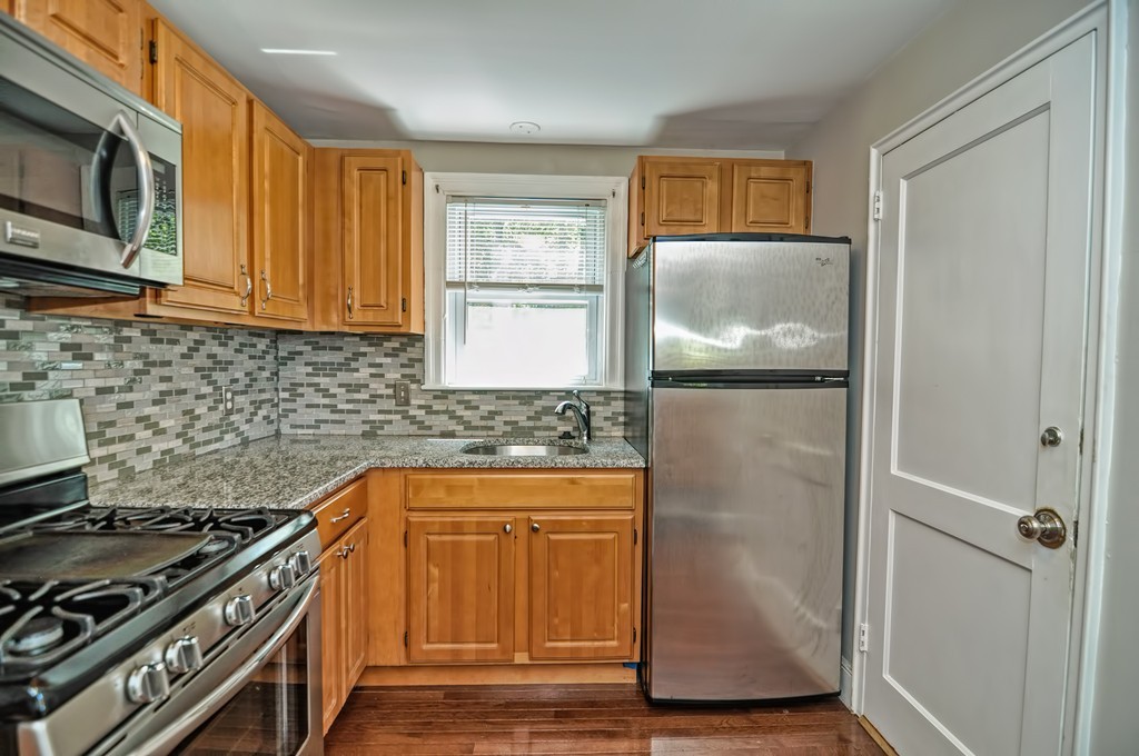 14 Bateman Street Boston, MA 02131 - Photo 5 of 14