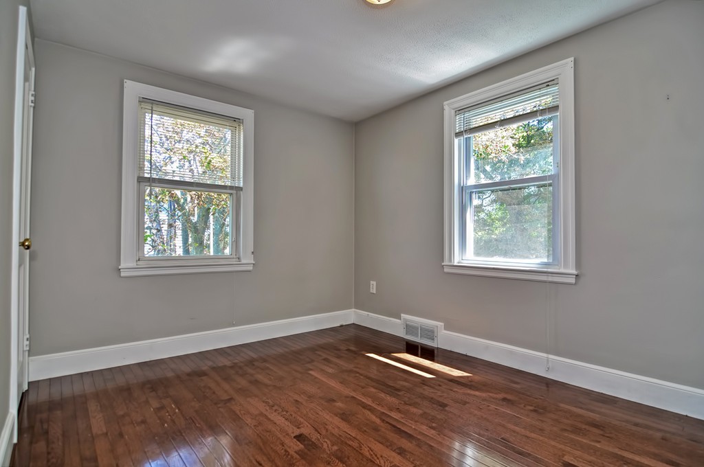 14 Bateman Street Boston, MA 02131 - Photo 8 of 14