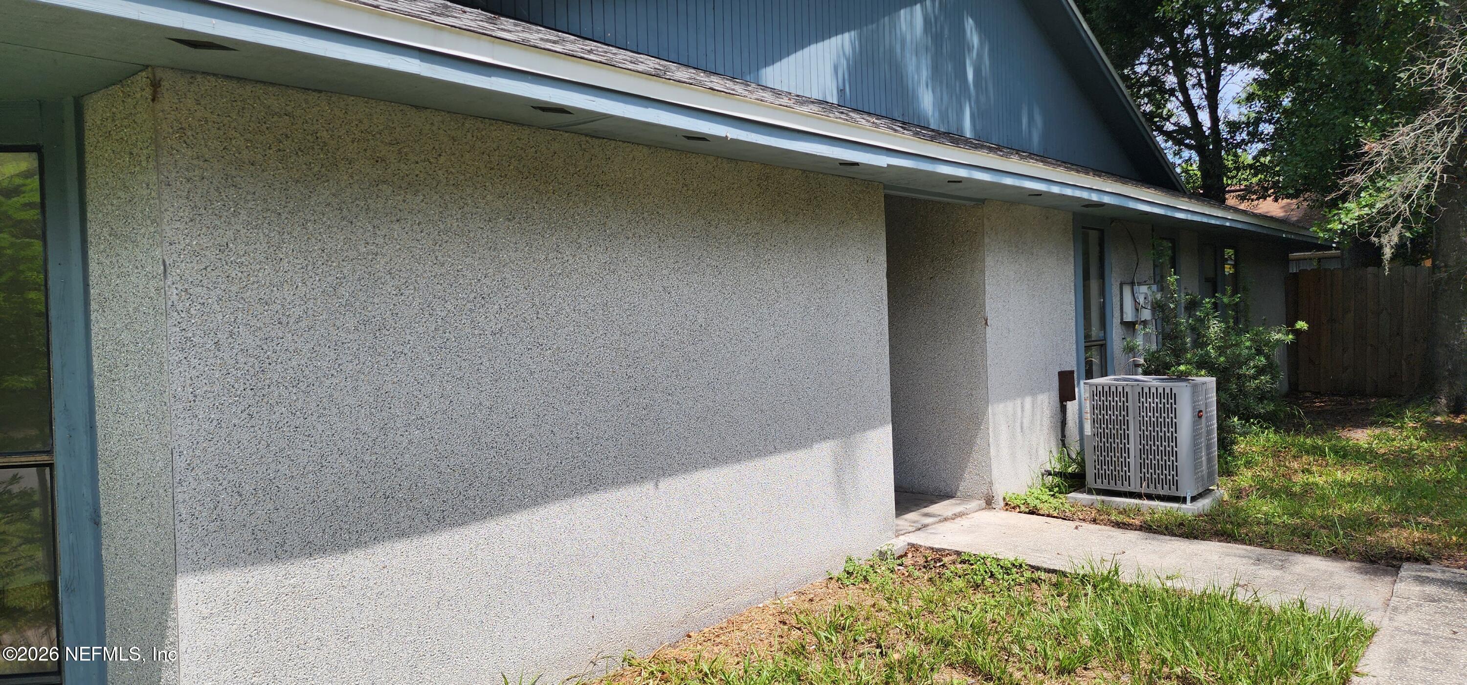 5011 Fulham Road South Jacksonville, FL 32244 - Photo 2 of 21 20260615_114951