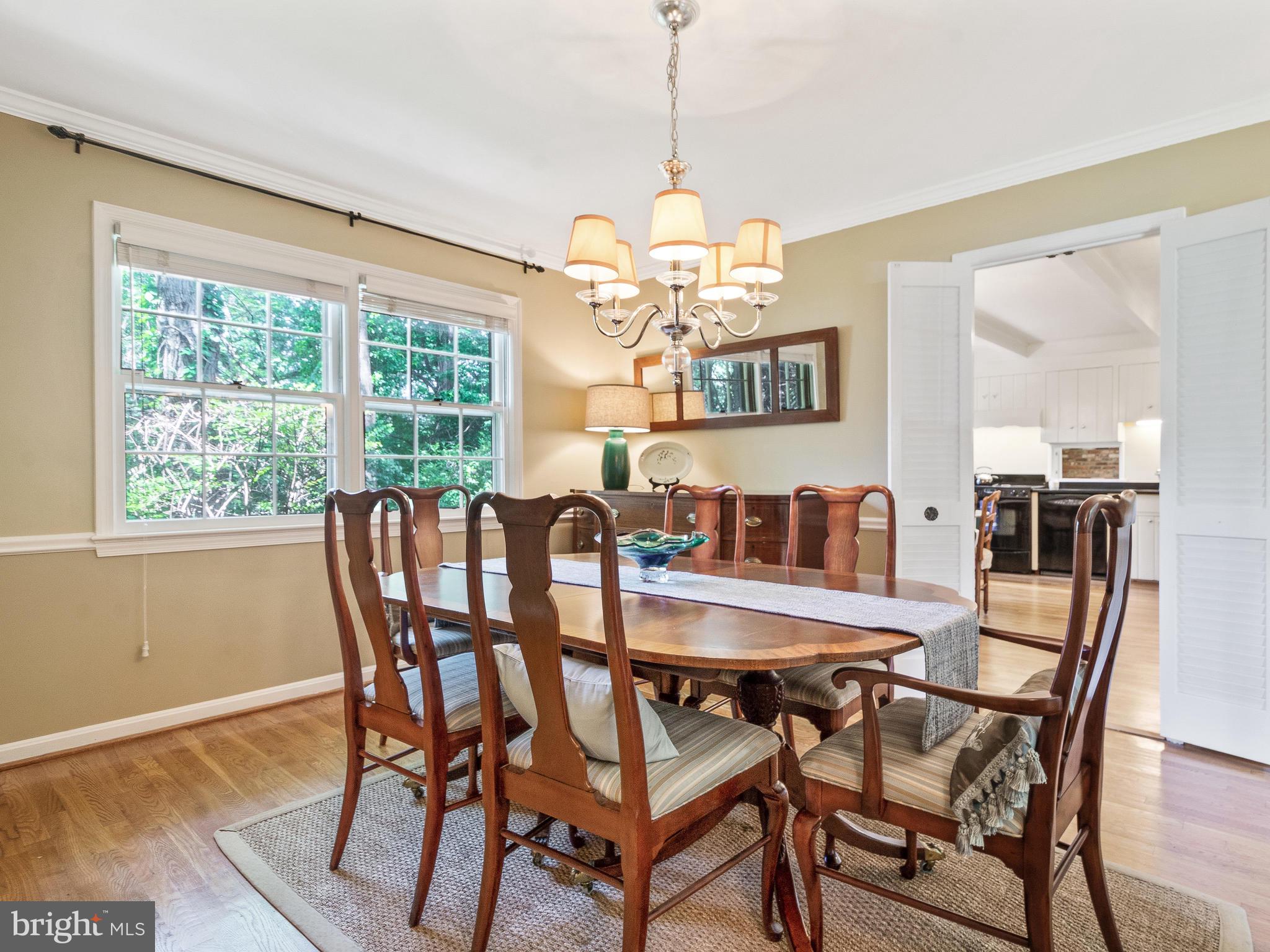 11327 Rolling House Road Rockville, MD 20852 - Photo 12 of 51 Dining Room