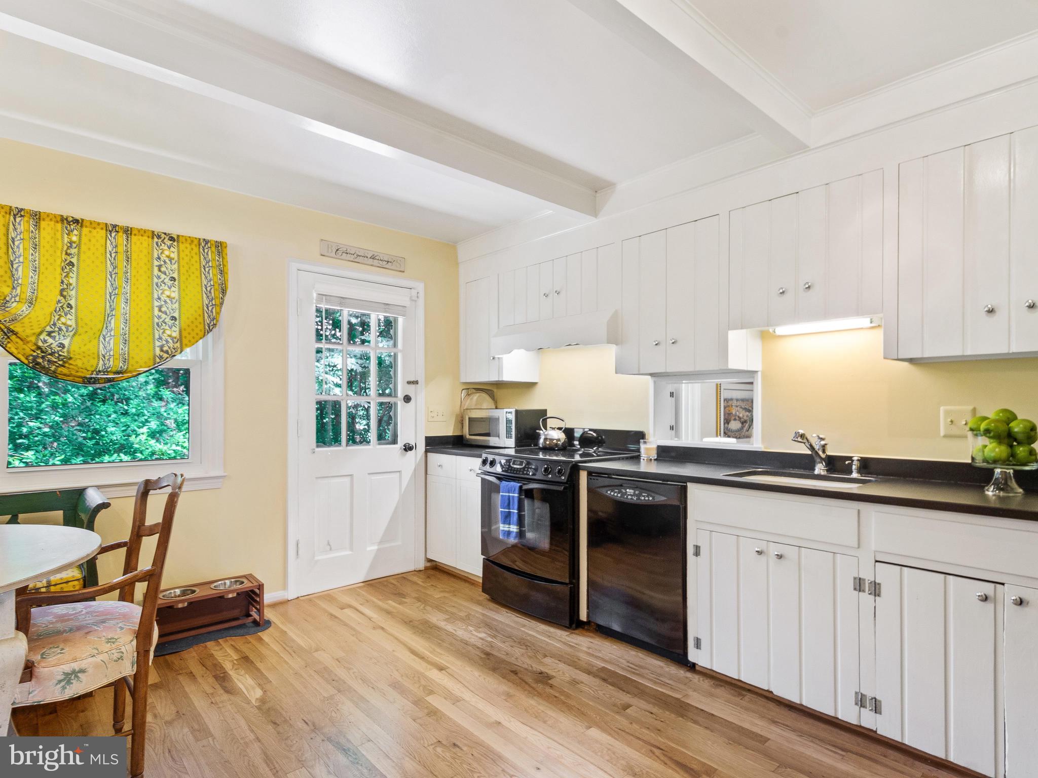 11327 Rolling House Road Rockville, MD 20852 - Photo 13 of 51 Generous Kitchen