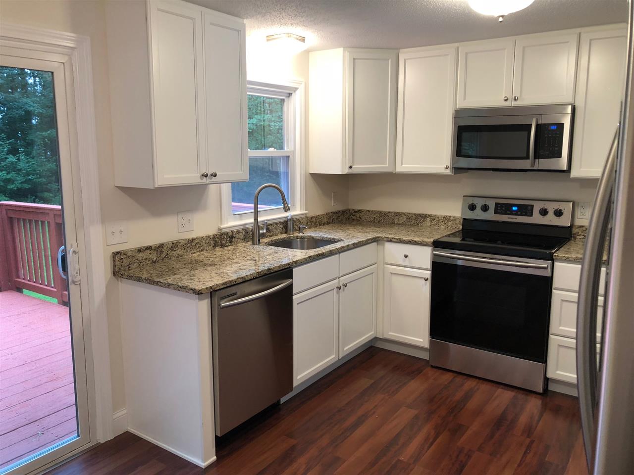 29 L Derryfield Road Derry, NH 03038 - Photo 12 of 21