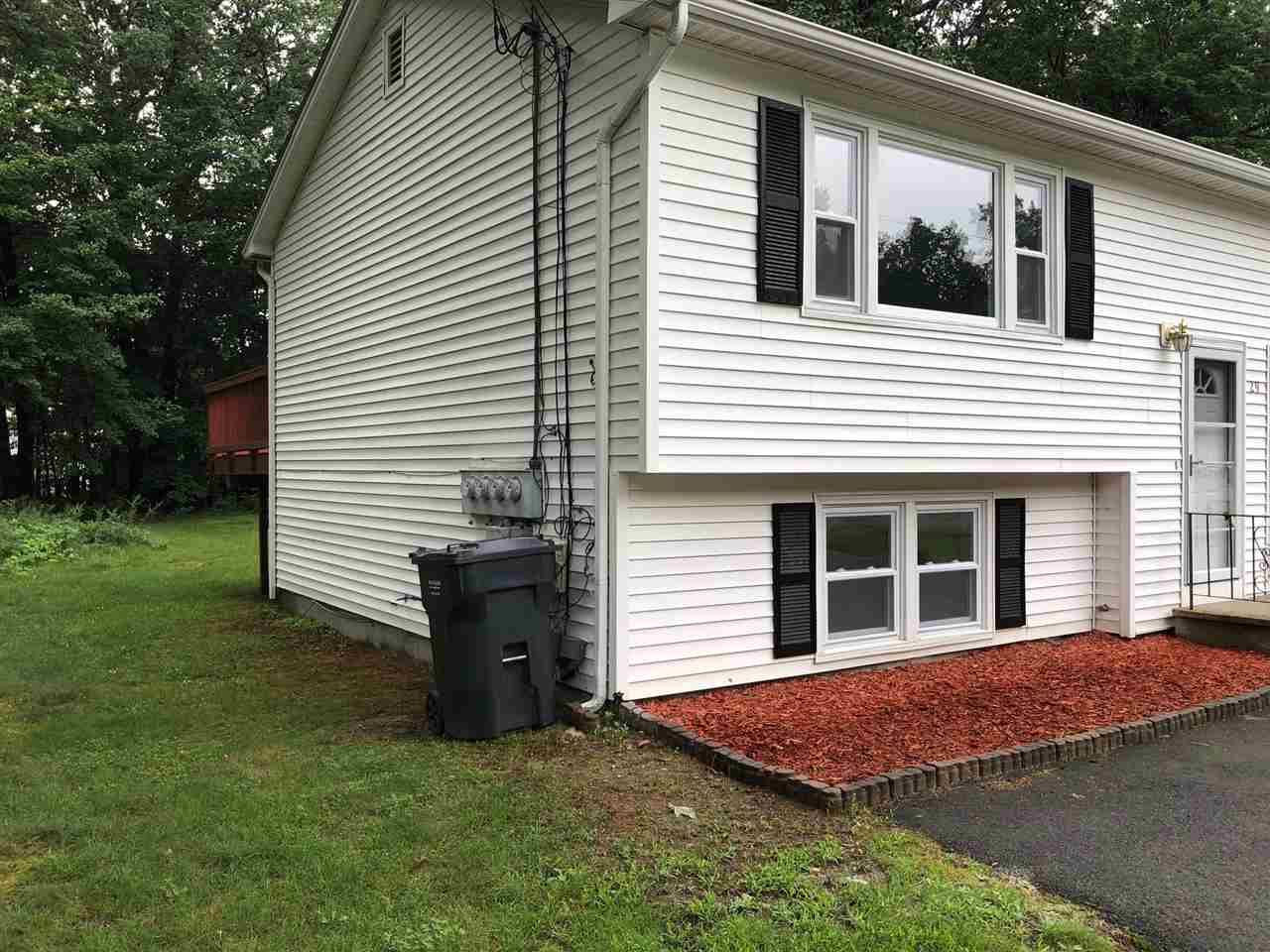 29 L Derryfield Road Derry, NH 03038 - Photo 3 of 21