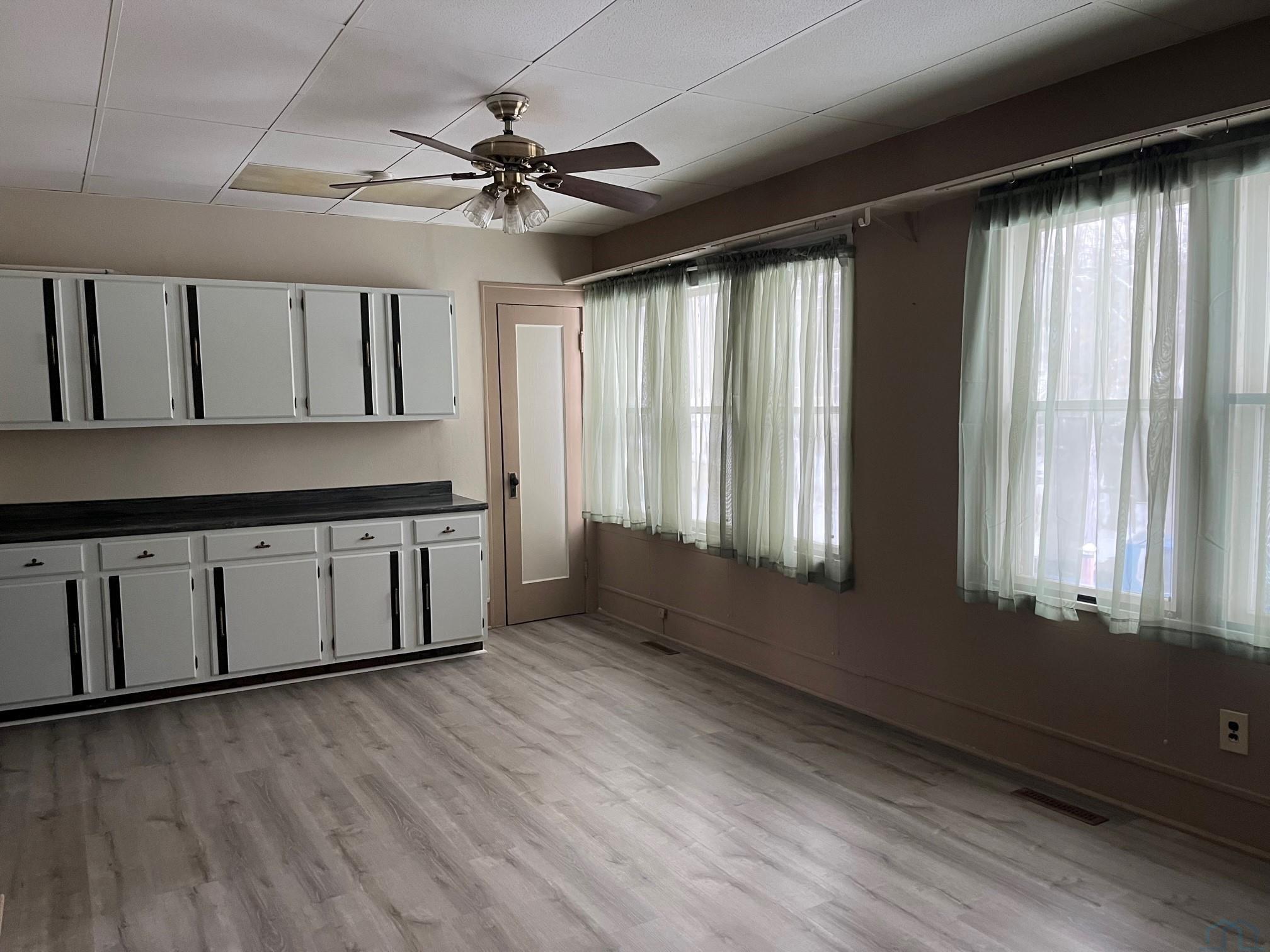 2727 Military Road Sioux City, IA 51103 - Photo 7 of 15 Gallery Image 7