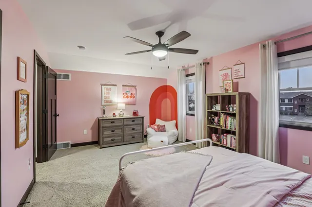 $550,000 | 704 Vineyard, Cambridge, WI 53523