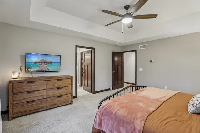 $550,000 | 704 Vineyard, Cambridge, WI 53523