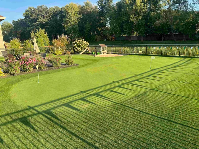 $550,000 | 704 Vineyard, Cambridge, WI 53523