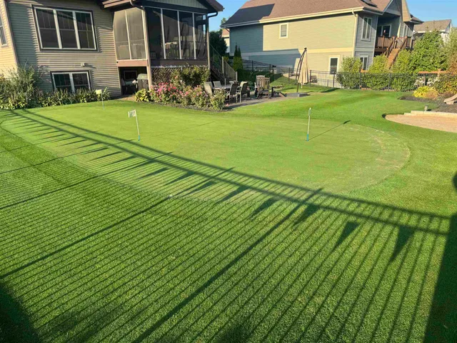 $550,000 | 704 Vineyard, Cambridge, WI 53523