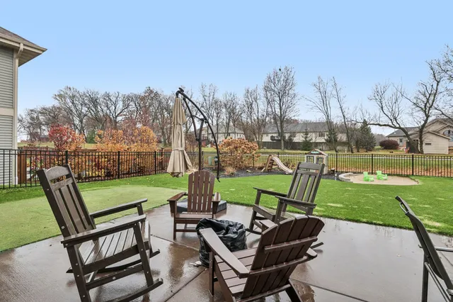 $550,000 | 704 Vineyard, Cambridge, WI 53523