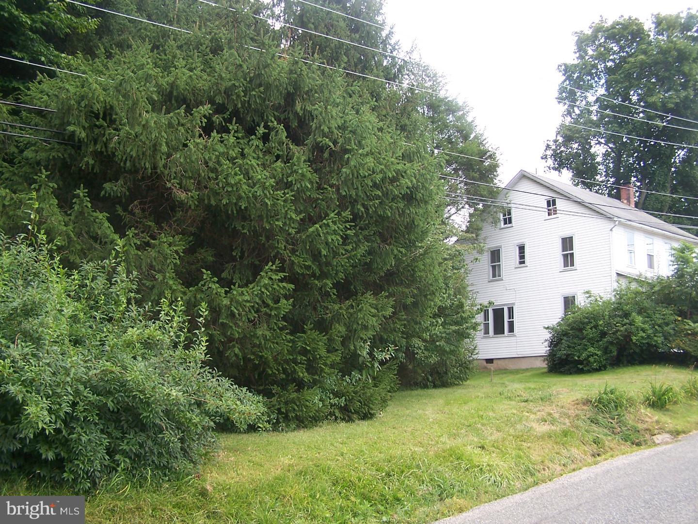 35 Dale Road Barto, PA 19504 - Photo 2 of 25 Gallery Image 2
