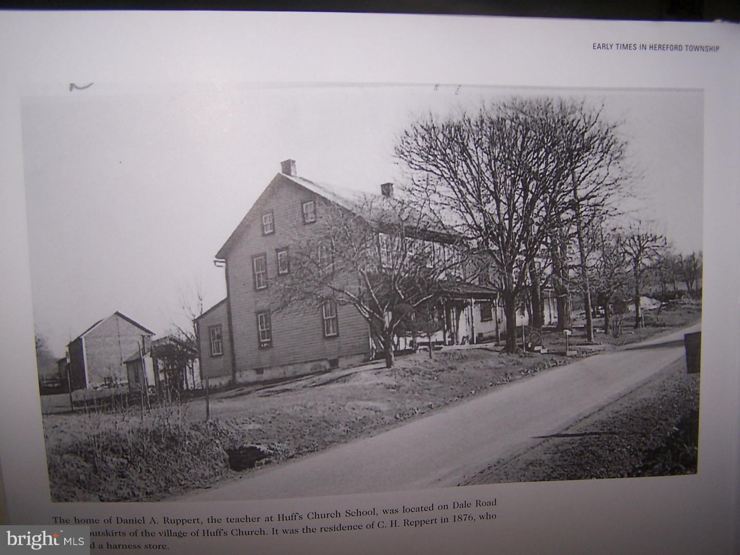 35 Dale Road Barto, PA 19504 - Photo 3 of 25 Gallery Image 3