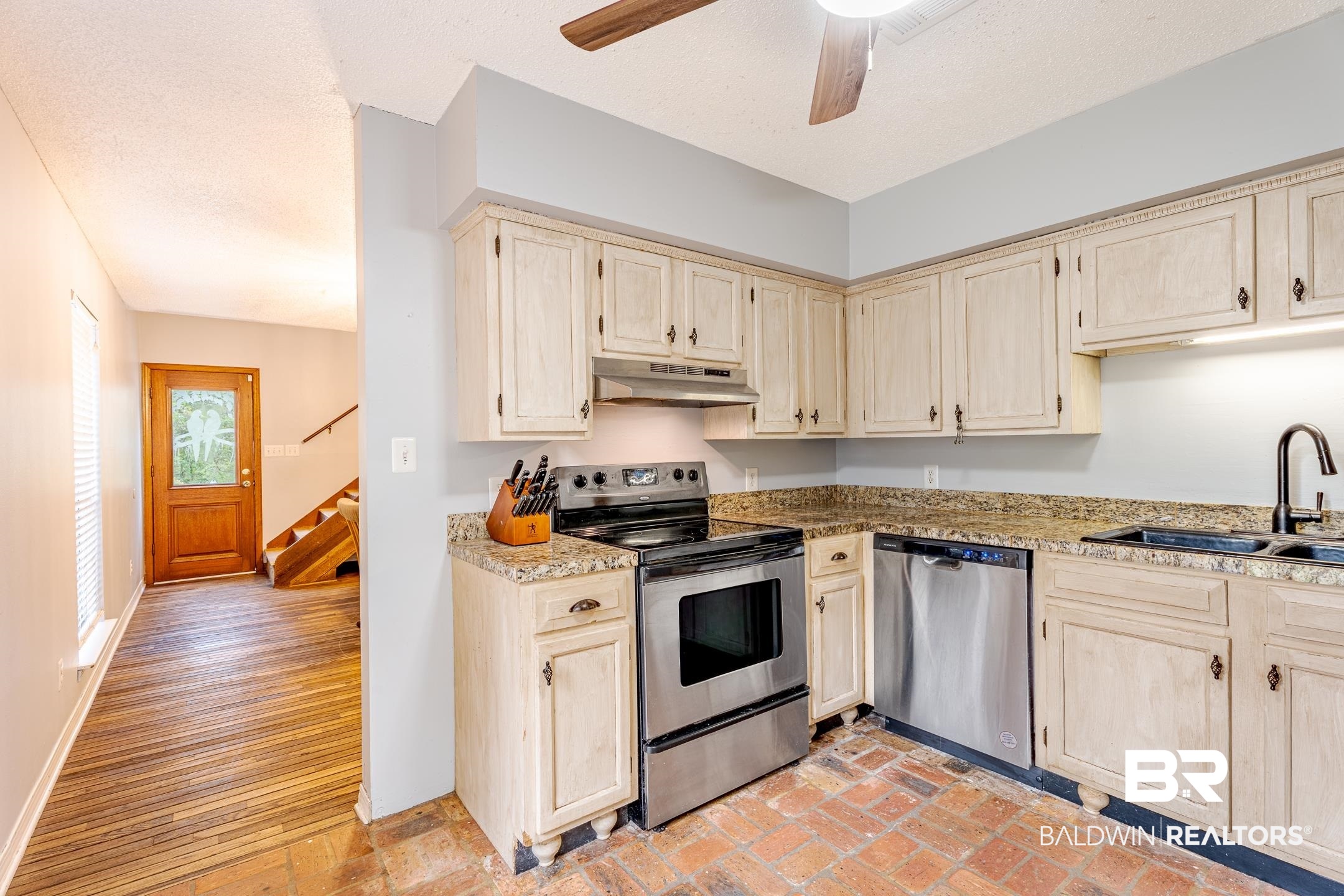 215 Montclair Loop Daphne, AL 36526 - Photo 12 of 37 Gallery Image 12