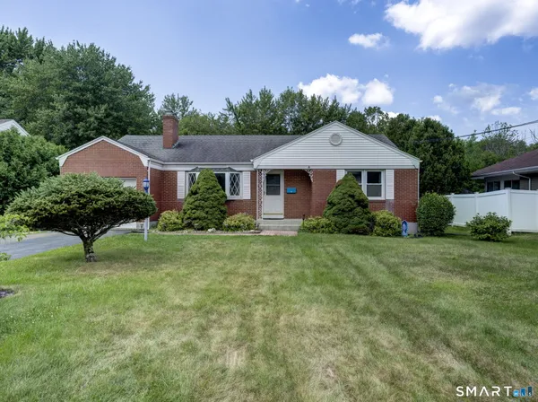 $368,500 | 65 Barstow Drive, Wethersfield, CT 06109