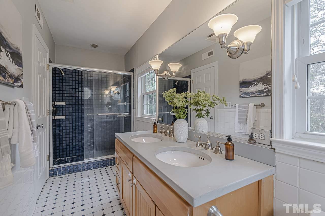 107 Hudson Street Raleigh, NC 27608 - Photo 21 of 28