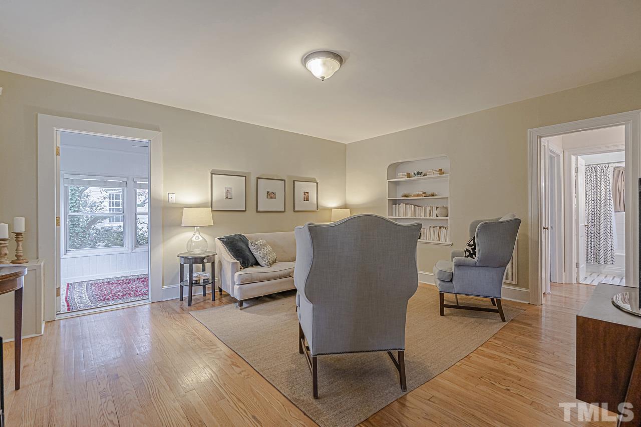 107 Hudson Street Raleigh, NC 27608 - Photo 4 of 28