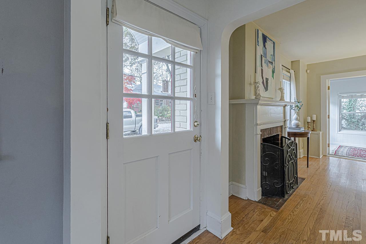 107 Hudson Street Raleigh, NC 27608 - Photo 6 of 28