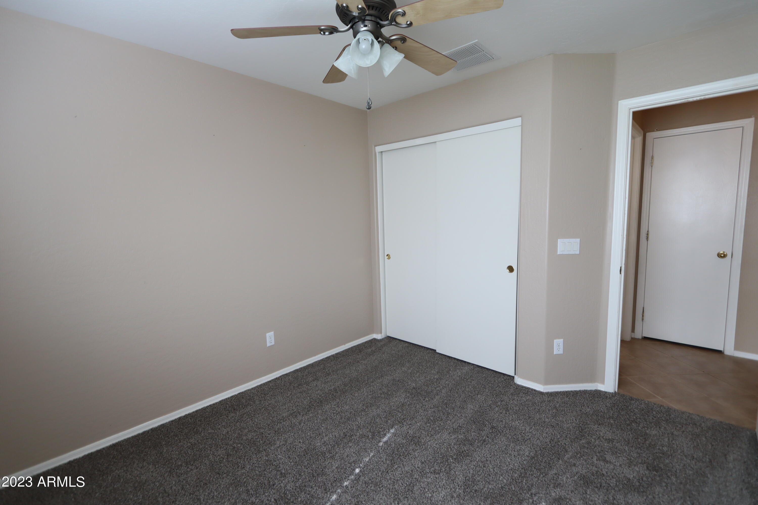 3240 West Tanner Ranch Road San Tan Valley, AZ 85144 - Photo 12 of 17 IMG_0608