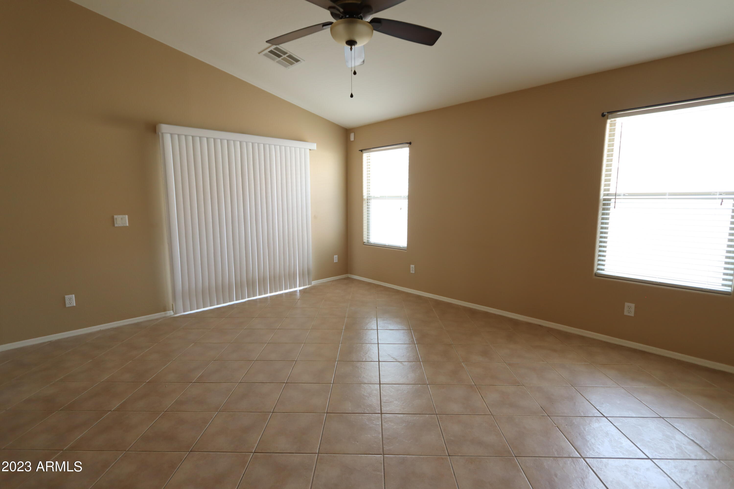 3240 West Tanner Ranch Road San Tan Valley, AZ 85144 - Photo 3 of 17 IMG_0647