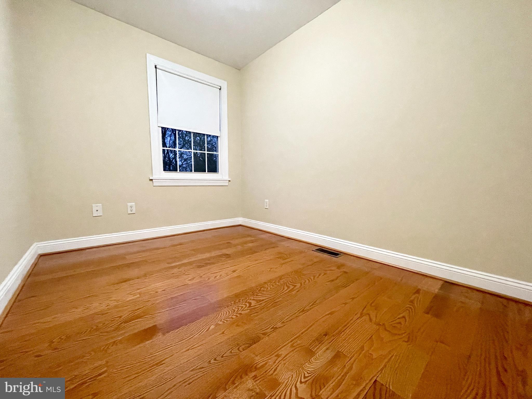 236 Bailey Road Bryn Mawr, PA 19010 - Photo 12 of 19 Besdroom 2