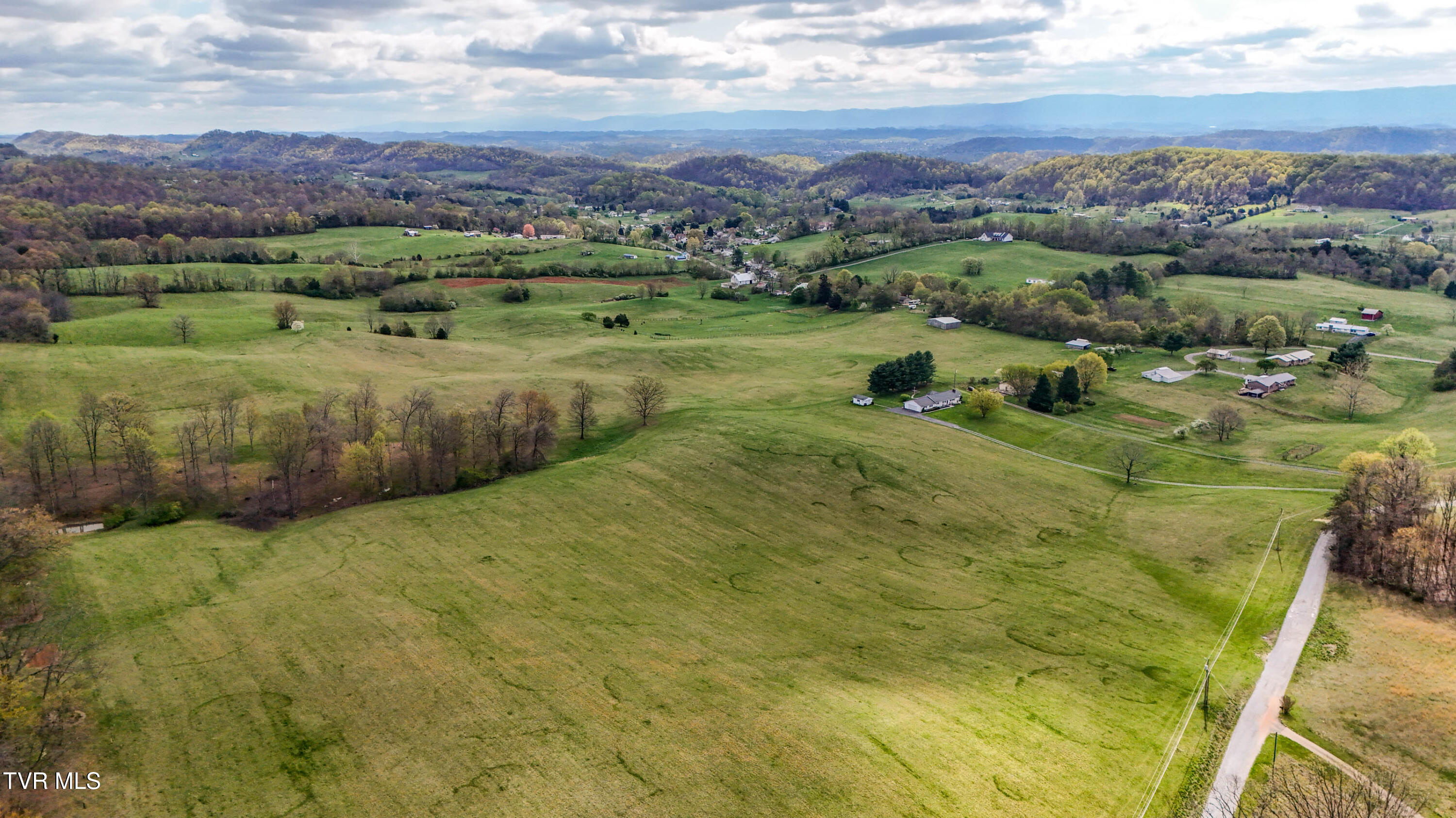 Tbd Youngs Drive Bristol, VA 24202 - Photo 5 of 52 2331 Youngs Dr Drone-10