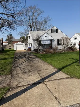 $136,900 | 834 Spencer Avenue, Sharon, PA 16146