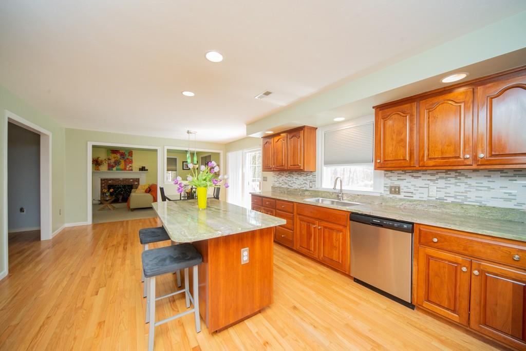 16 Cadman Road Mendon, MA 01756 - Photo 6 of 41 Gallery Image 6