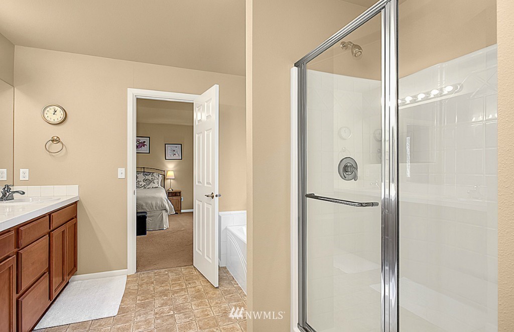 1207 231st Street Southwest Bothell, WA 98021 - Photo 16 of 18