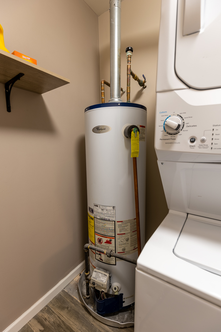 25101 Faraday Road Manhattan, IL 60442 - Photo 19 of 26 a view of washer and dryer
