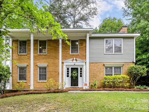 $395,000 | 15708 Fairfield Drive, Matthews, NC 28104