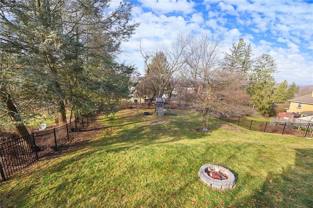 1704 Borland Road Pittsburgh, PA 15243 - Photo 23 of 25 Gallery Image 23