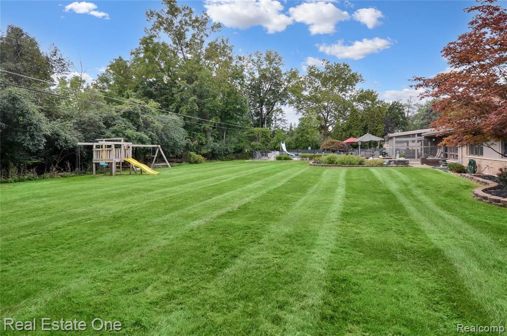 33821 Argonne Road Farmington Hills, MI 48335 - Photo 39 of 39
