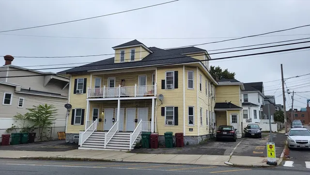 $2,750 | 273 West 6th Street, Unit 273, Lowell, MA 01850