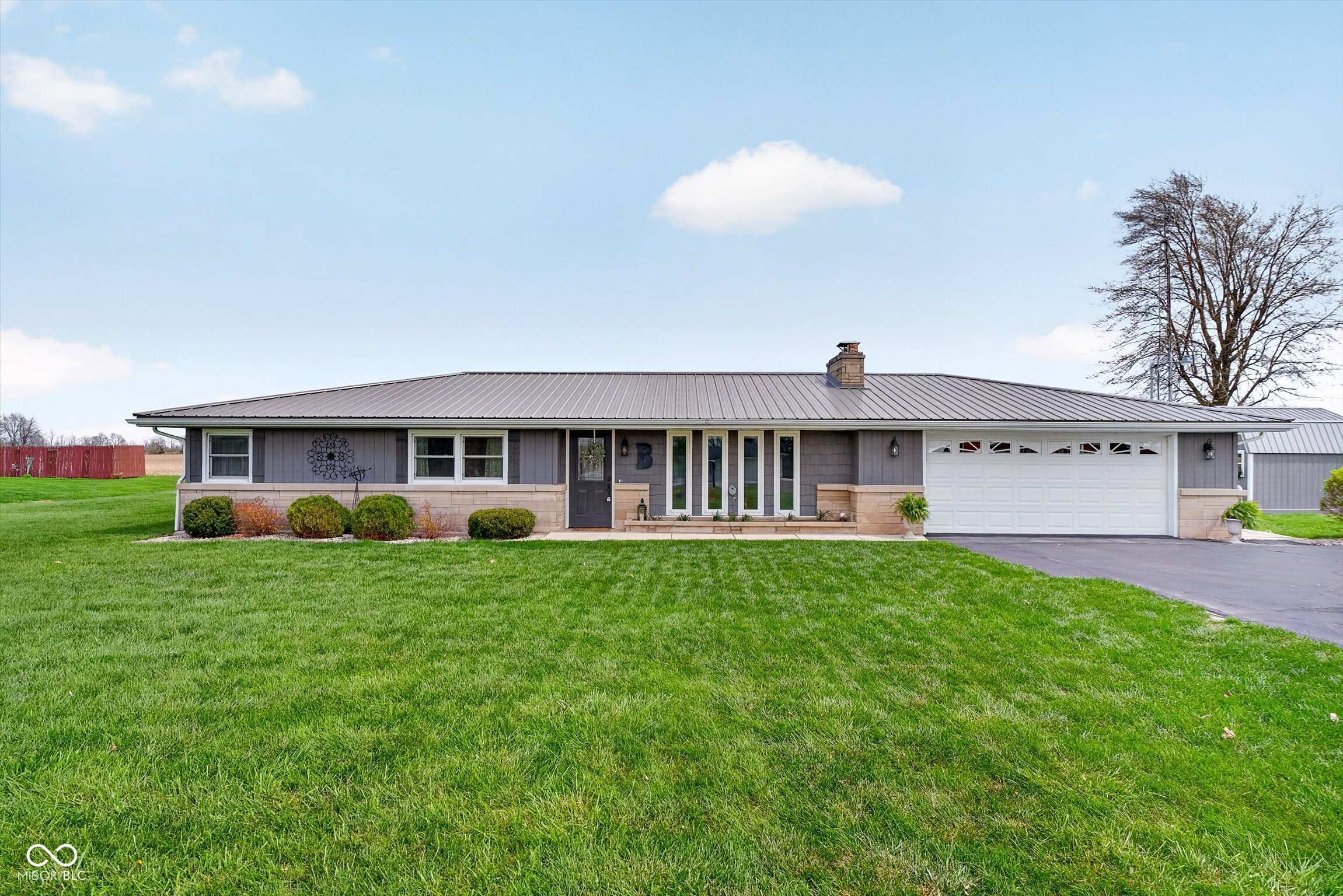 10751 South 100 East Fairmount, IN 46928 - Photo 1 of 32